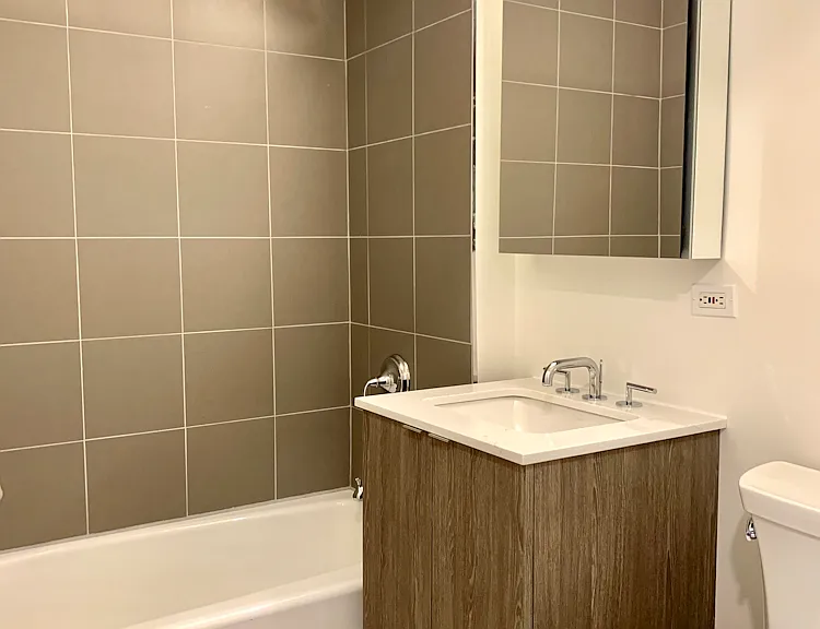 520 W 43rd St #31J — Photo 9