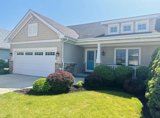 1835 Raintree Ln, Racine, WI 53406