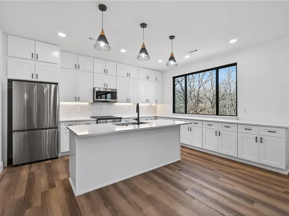 29 Annabell Ln, Bella Vista, AR 72715