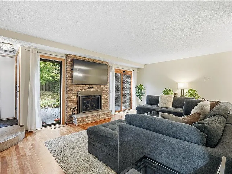 3640 Independence Ave S #61 — Photo 3