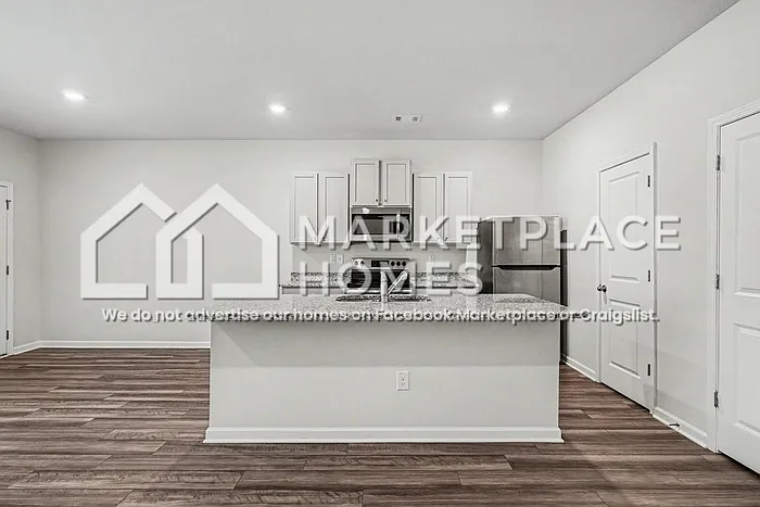 261 Oakwood Dr NW — Photo 10