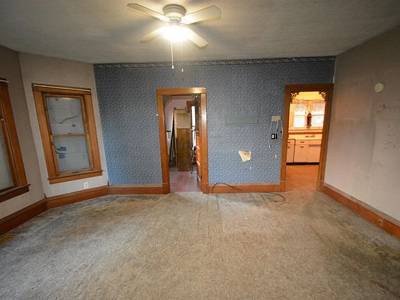 5th image of 3241 Kossuth Ave