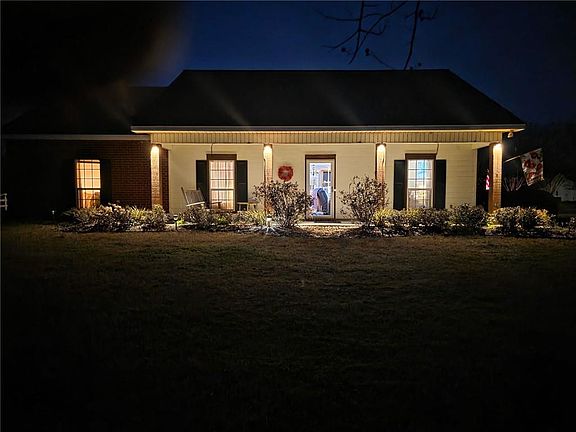 2nd image of 4411 Heritage Rd