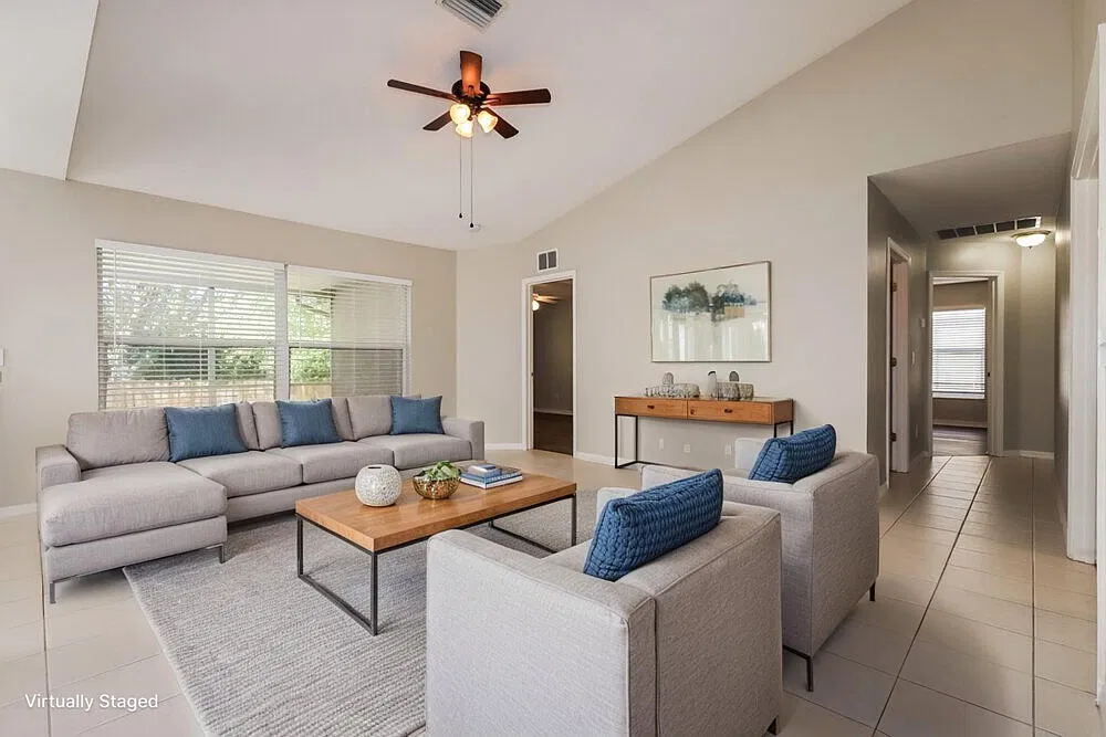 4 bed, 2.0 bath, 1586 sqft, $2,315 — Photo 3