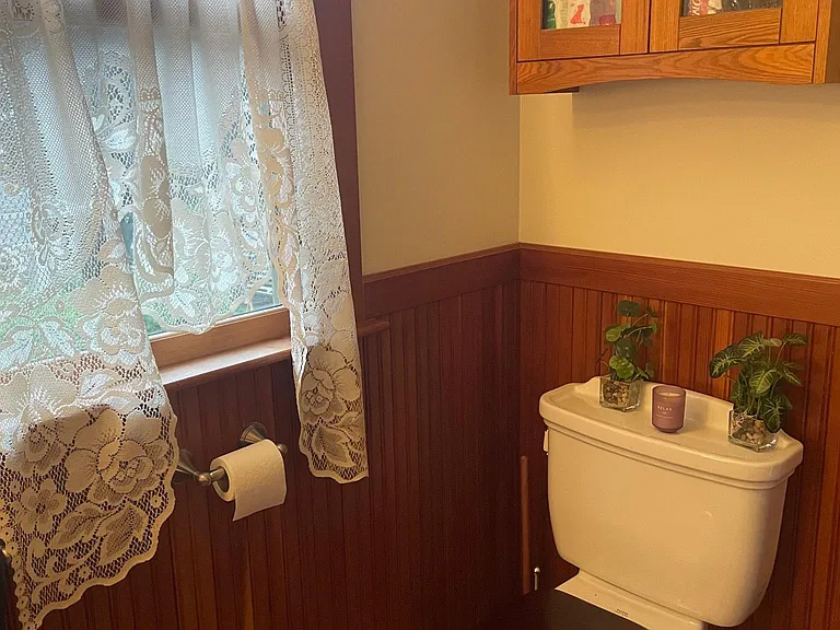 1013 Walnut St — Photo 13