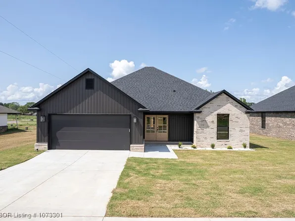 2108 Yellowstone Dr, Barling, AR 72923