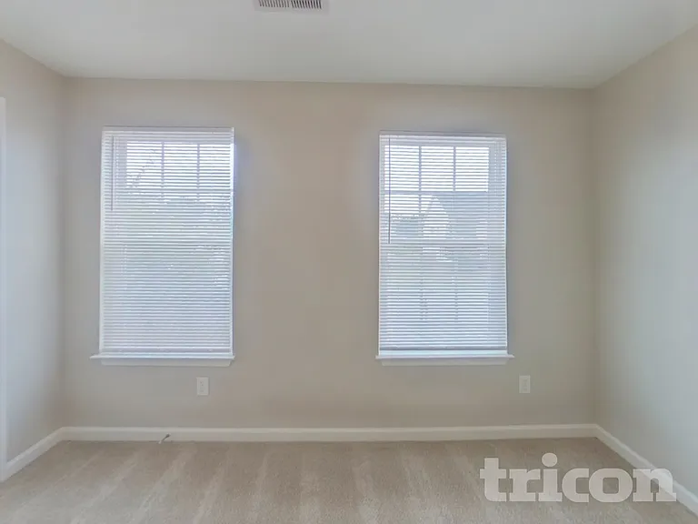246 Bridgeport Rd — Photo 19