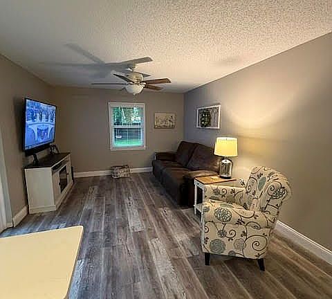 5th image of 10860 SE 43rd Ave