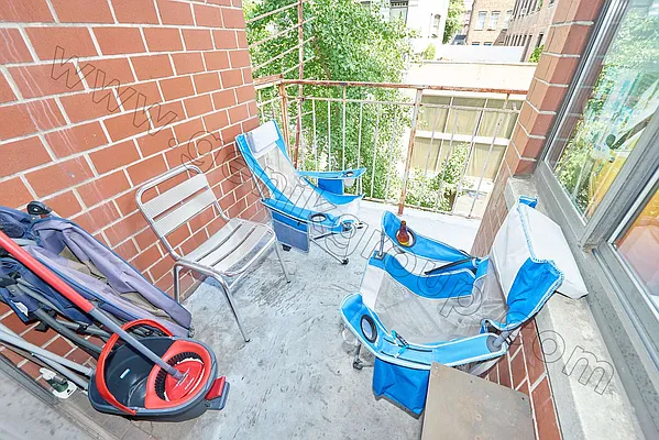 Rented by Genik Group Corp | media 11