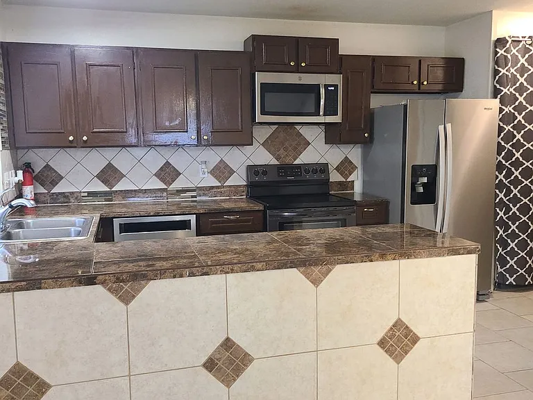 6602 Spring Manor St — Photo 3