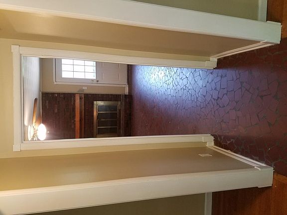 3rd image of 4801 Summerlane Ave