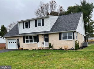 1827 Martin Dr, Lebanon, PA 17046