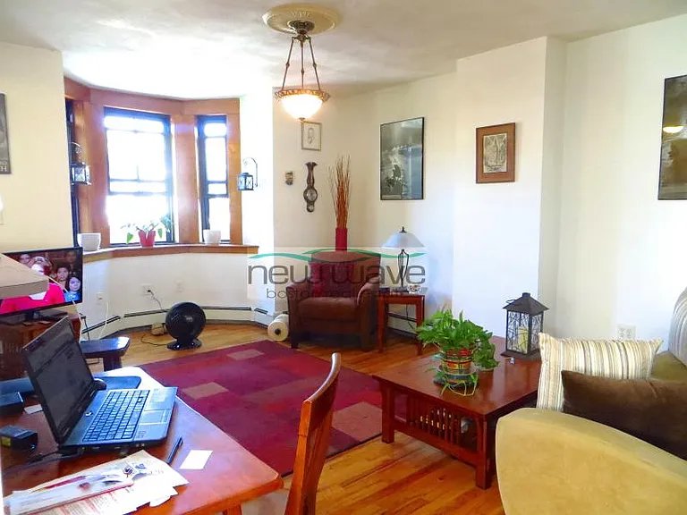 95 E Brookline St #4 — Photo 7
