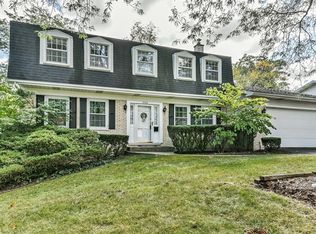 5723 Dearborn Pkwy, Downers Grove, IL 60516