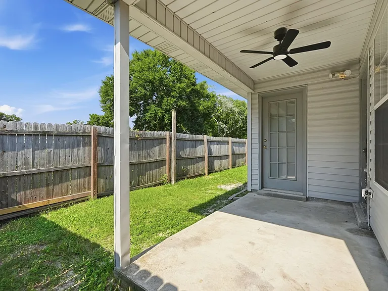 955 Pacific Silver Ct — Photo 31