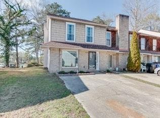 437 Benlea Cir #TOWNHOUSE, Virginia Beach, VA 23454