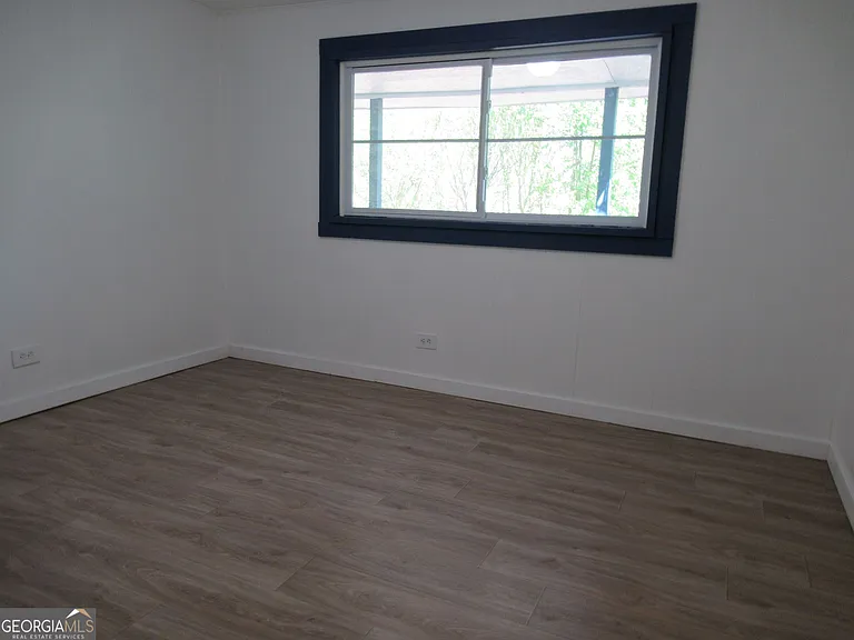 229 Fox Mountain Rd — Photo 13