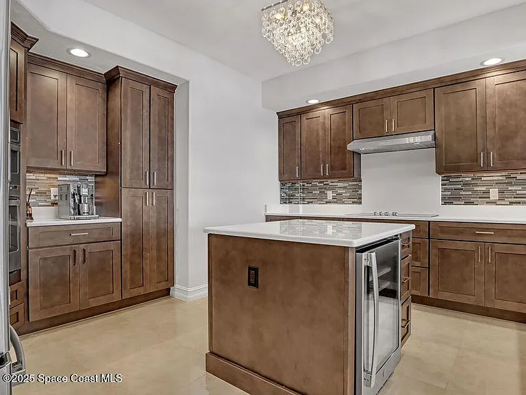1435 S Harbor City Blvd #703 — Photo 17