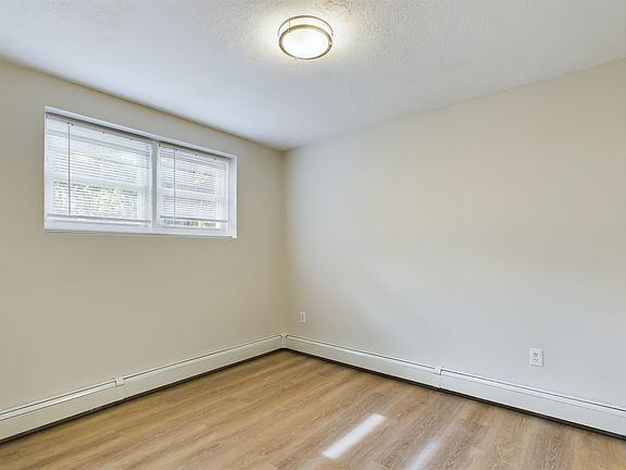 4th image of 118 Greenleaf St #5