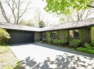 709 E Devon Ave, Roselle, IL 60172