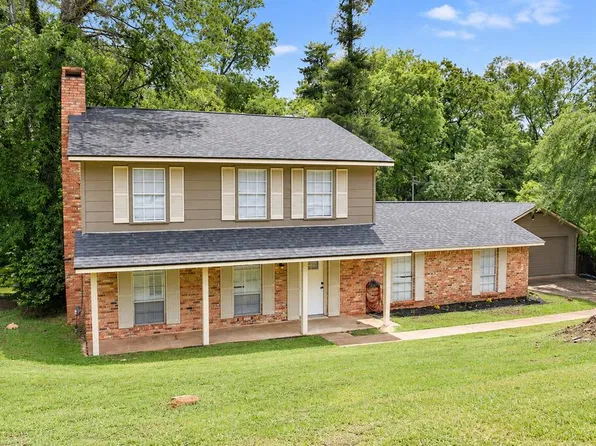 3110 Chimney Rock Dr, Nacogdoches, TX 75965