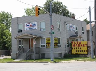 104 Vidal St S #2, Sarnia, ON N7T2T2