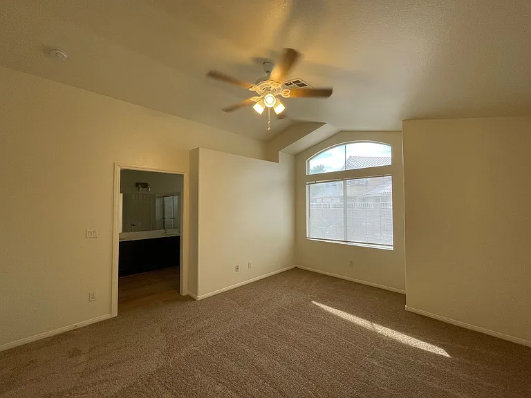 1517 Cross Country St — Photo 15