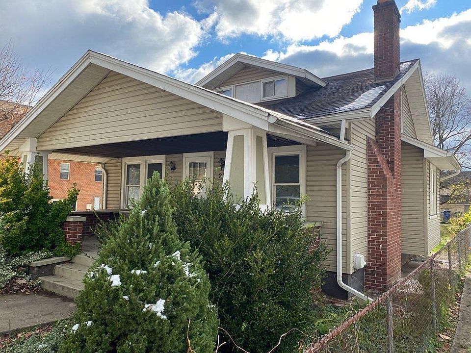1st image of 217 Mary St