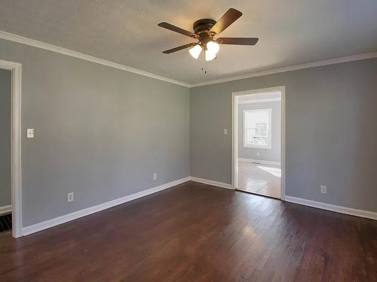 903 Edwin St NW — Photo 10