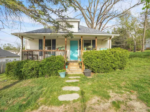 513 Craig St, Christiansburg, VA 24073