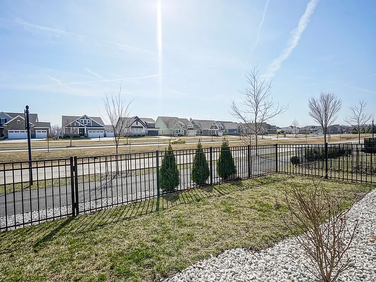 7228 Broadacre Ct — Photo 42