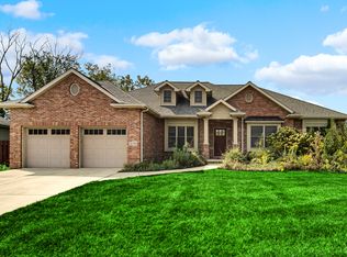 3130 Manchester Ln, Schererville, IN 46375
