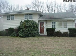 26528 Aaron Dr, Euclid, OH 44132