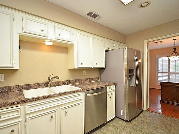  Picture of Kitchen