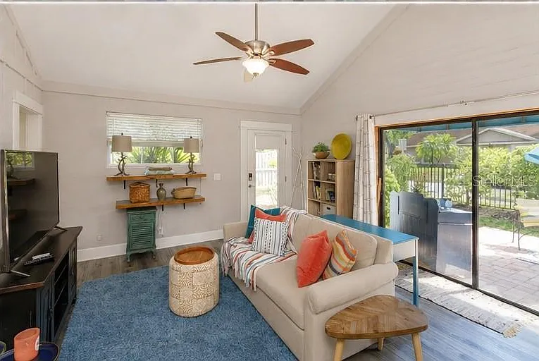 1 bed, 1.0 bath, 625 sqft, $2,000 — Photo 3