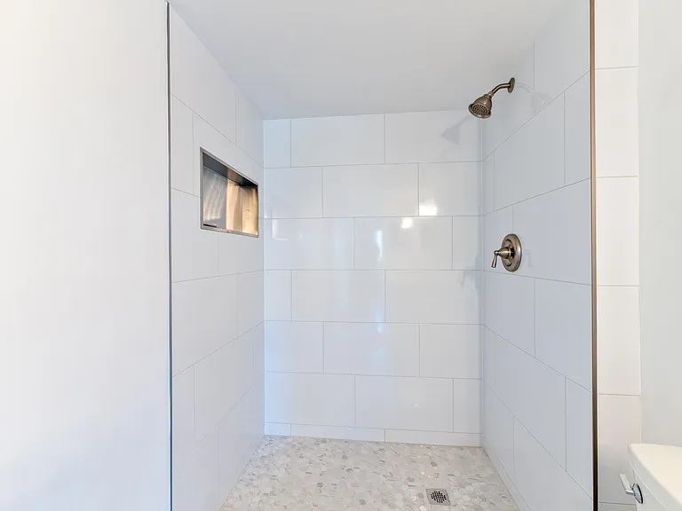 2226 N Cypress Bend Dr #308 — Photo 9