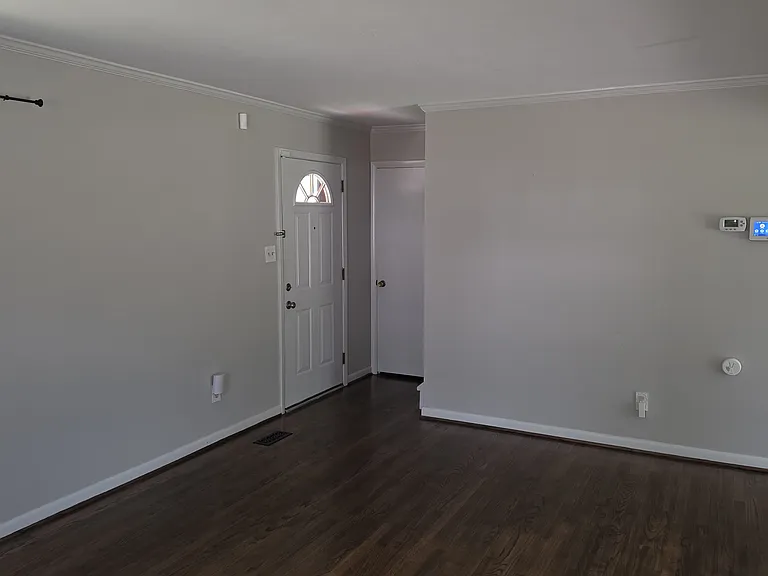 524 Country Club Dr — Photo 8