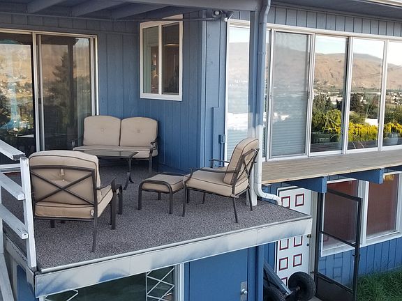 Two Decks - replacing rail