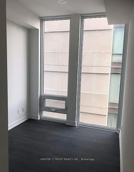 28 Wellesley St E #2205 — Photo 10