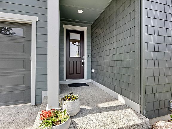 3rd image of 2444 NE Athlon Court