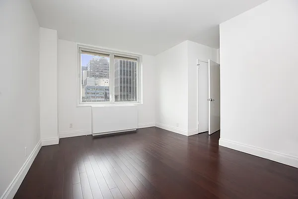 Rented by Triumph Property Group | media 16