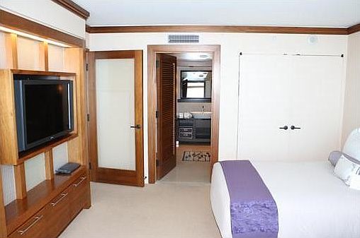 2nd image of 6801 Collins Ave #901