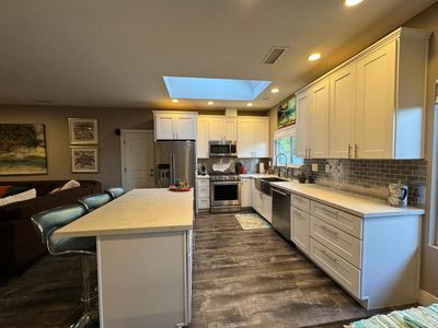 (Undisclosed Address), Encinitas, CA, 92024