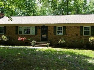 1534 Dogwood Rd, Powhatan, VA 23139