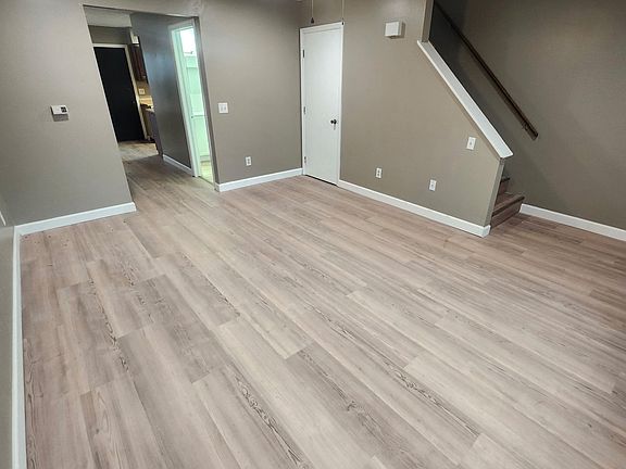 4th image of 1241 Redbluff Dr