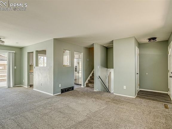 4th image of 6095 Del Rey Dr