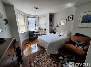 39 Saint Botolph St APT 5F, Boston, MA 02116