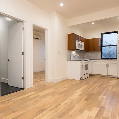 Rented by Nooklyn NYC LLC | media 7