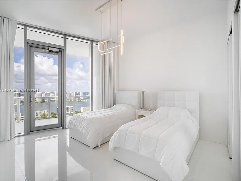17476 Collins Ave #2802 — Photo 11