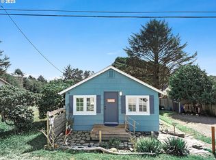 1522 NE 11th St, Lincoln City, OR